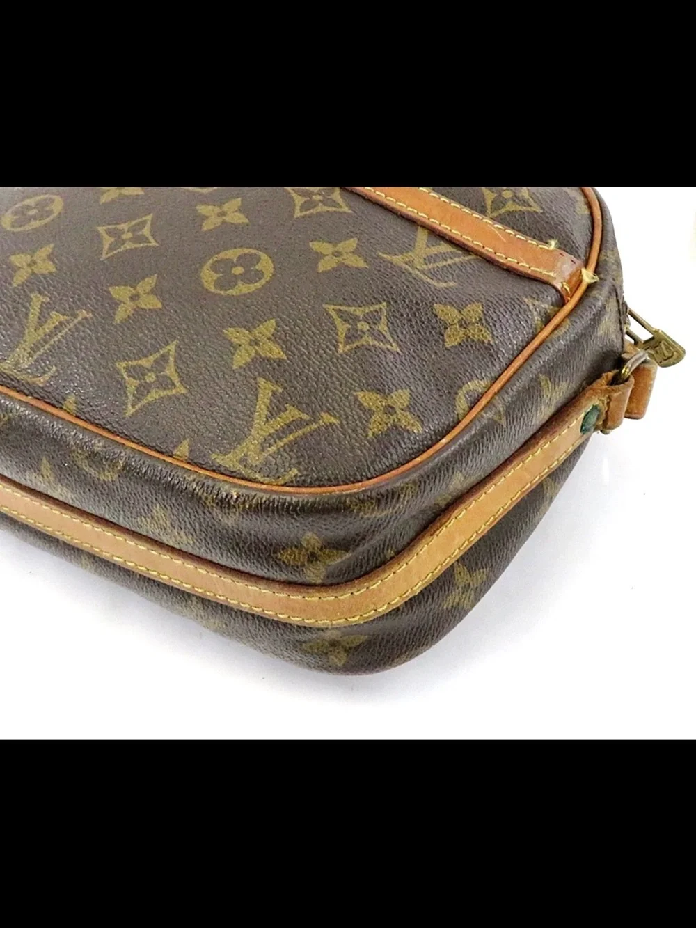Louis Vuitton classic louis